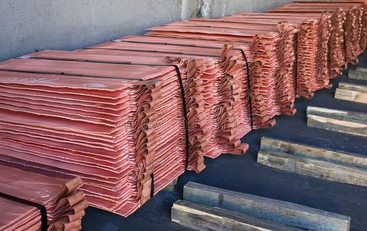 Refined copper cathode sheets produced by electrorefining. Material meets Grade A (ASTM B115) requirements with Cu ≥ 99.99% (min). Sheets are stacked and strapped on pallets/bundles, moisture-protected, and delivered with a full document set (COA, COO, Packing List, Commercial Invoice, B/L).
